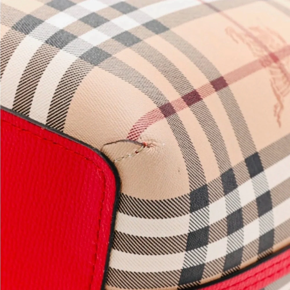 BURBERRY Reversible Haymarket Check Tote Red Leather & Plaid Dust Bag & Charm - Picture 5 of 14